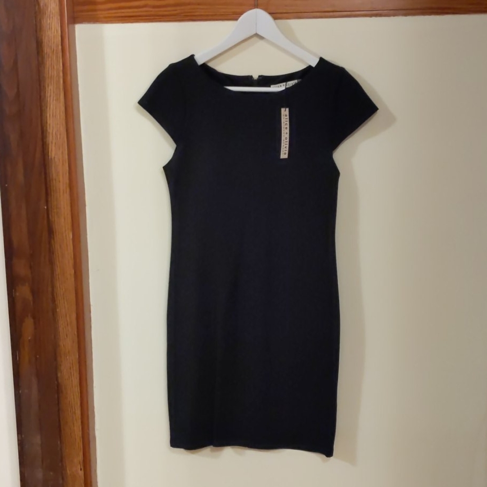 LAST CHANCE Alice + Olivia bodycon dress